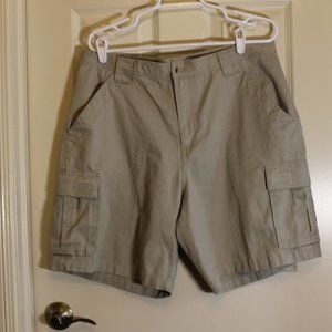 Men's Columbia Cargo Shorts Tan size 36